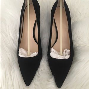 ❌SOLD❌ Everlane suede heel